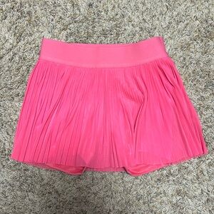 LIKE NEW: Lululemon size 6 tennis skirt